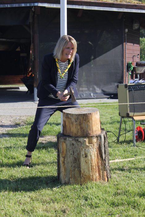 Borgmester kapper snoren