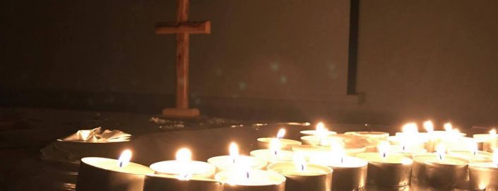 Slide MU 2017 paskelejr lys og kors kopi