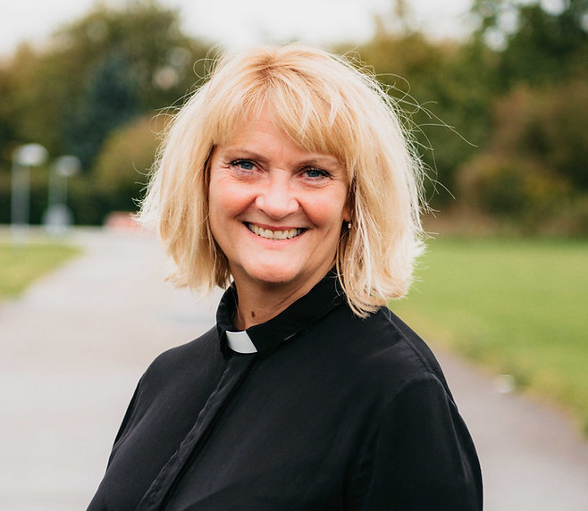 Mai-Brit Tvilling Mai-Brit Tvilling