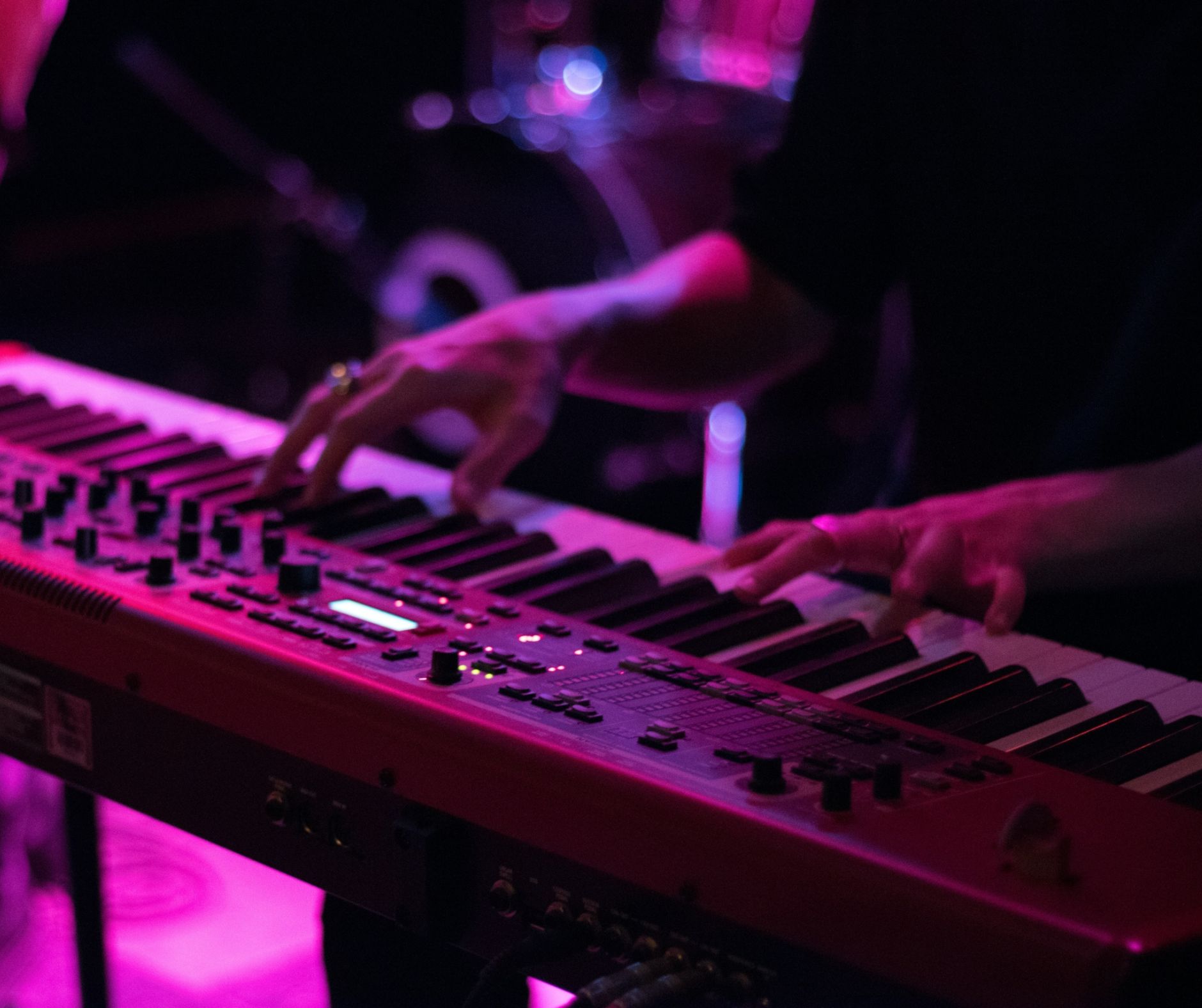 Søger pianist i Odense